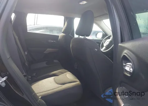 2018 Jeep Cherokee Latitude 4X4 from USA, damaged, VIN 1C4PJMCX4JD608674